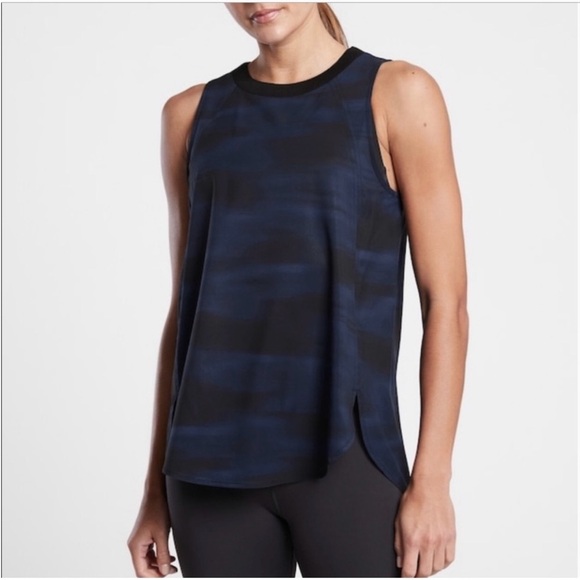 ATHLETA zephyr tank blurred blue camo size small - Picture 2 of 9